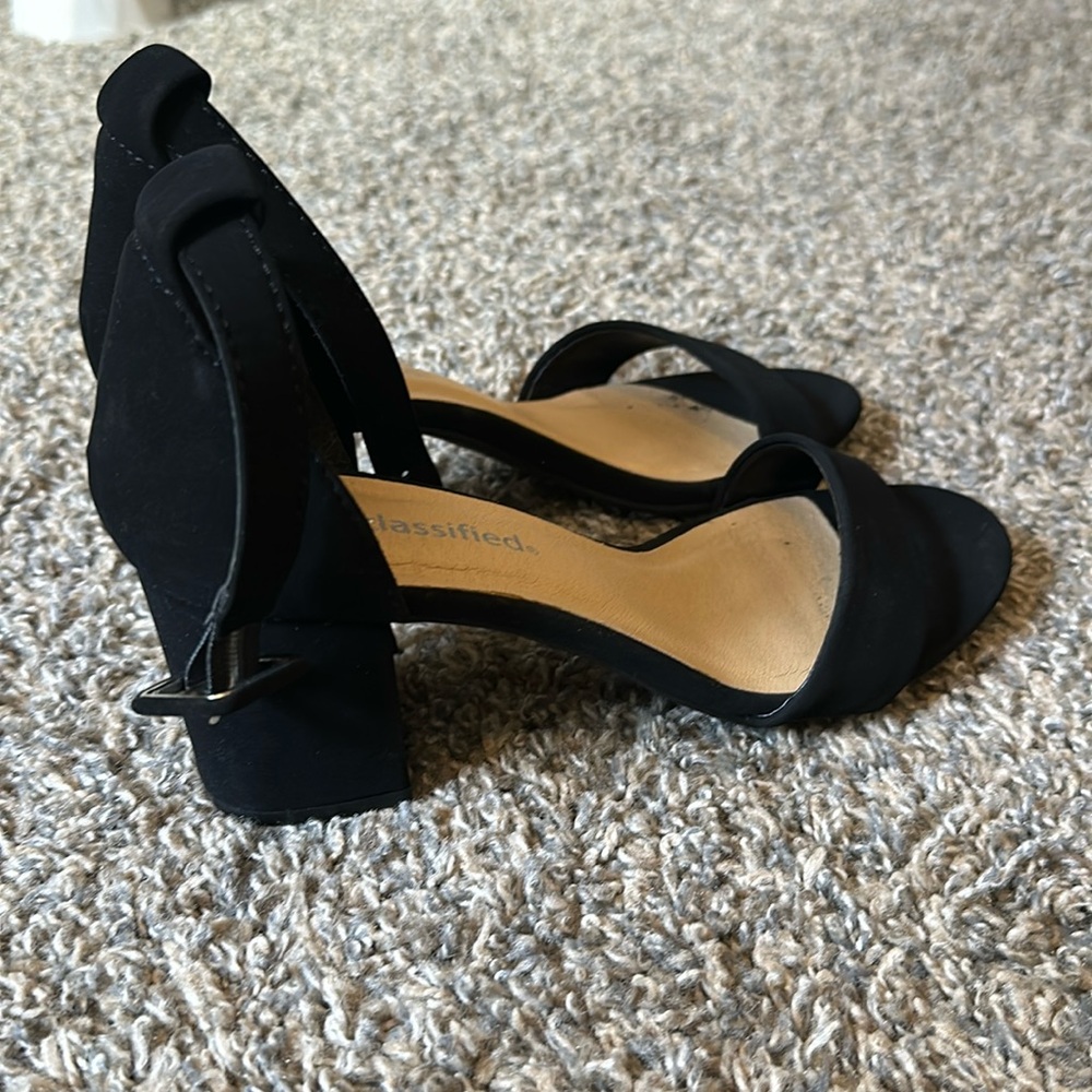 City Classified Black Heels